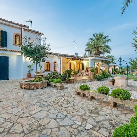 Villa Santa Eulalia Petit